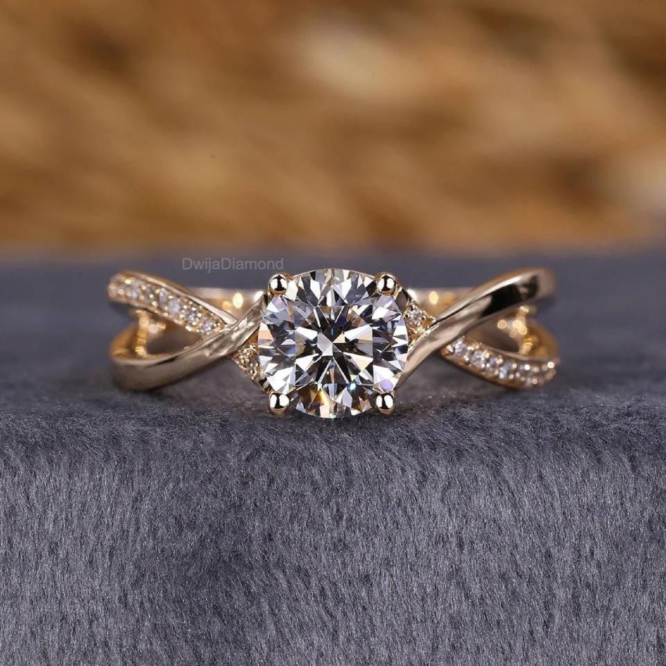 Lab Grown Diamond Engagement Ring: Twisted Band, Solid Gold