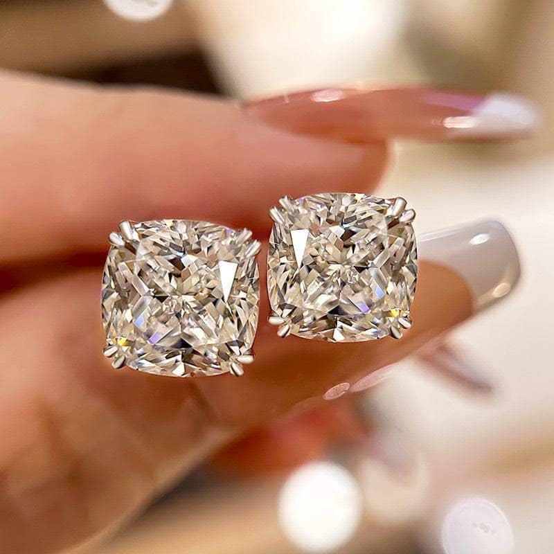 Cushion Cut Lab Grown Diamond Stud Earrings: Minimalist Gold Solitaire
