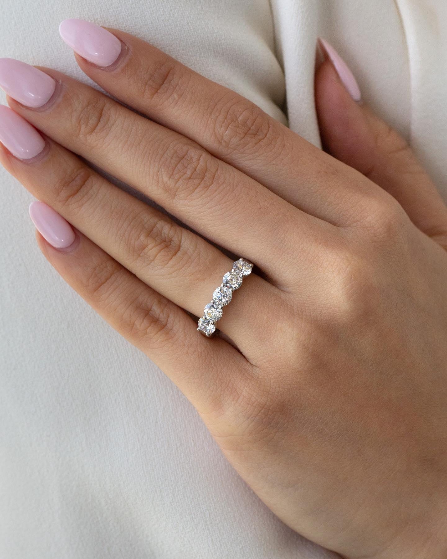 Lab Grown Diamond Wedding Band: 5 Stone Round Cut EF/VS Stackable Ring