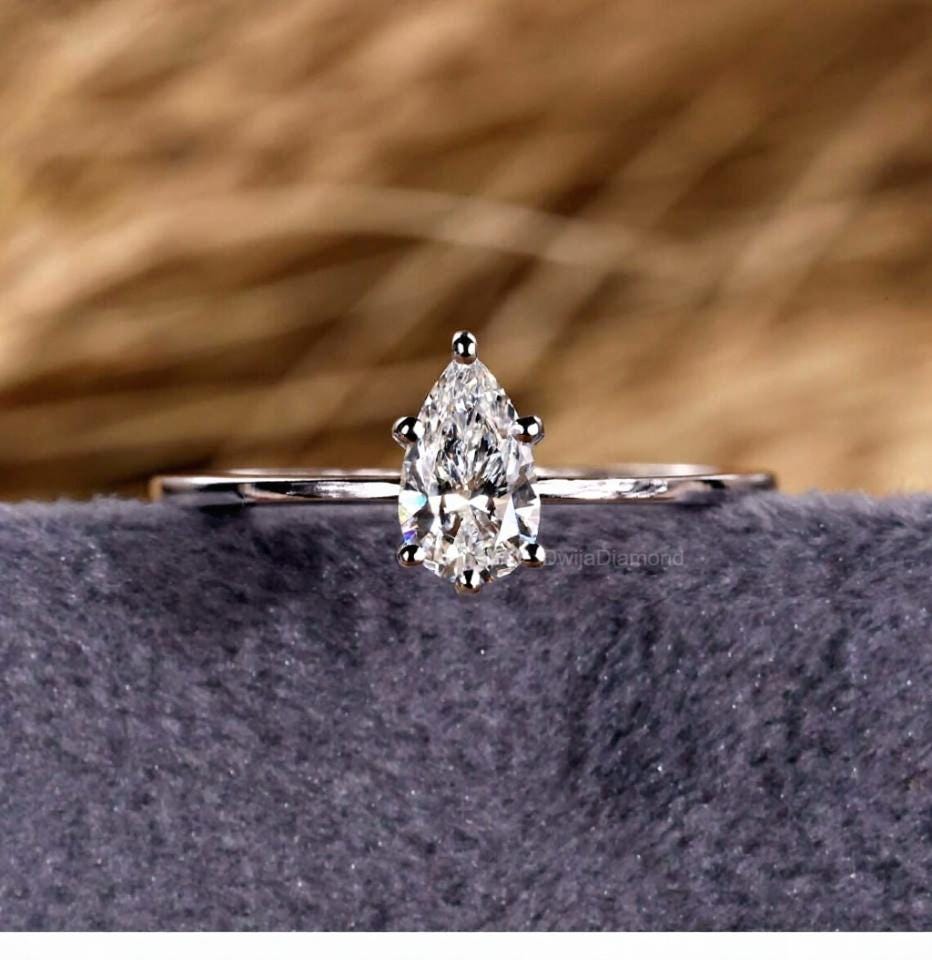 Pear Lab Grown Diamond Engagement Ring: Solitaire Proposal