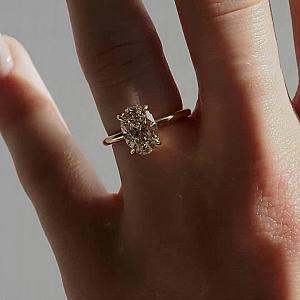Oval Lab Grown Diamond Engagement Ring: Solid Gold Solitaire - Image 2