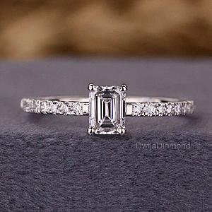 Emerald Cut Lab Grown Diamond Engagement Ring: Solid Gold Solitaire - Image 1