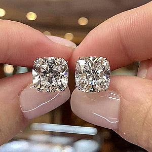 Cushion Cut Lab Grown Diamond Stud Earrings: Minimalist Gold Solitaire
