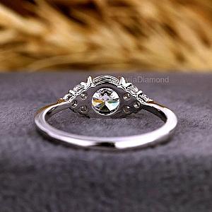 Lab Grown Round Diamond Engagement Ring: Gold Anniversary Band - Image 3