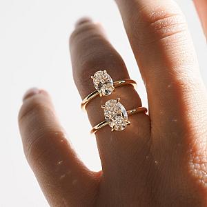 Oval Lab Grown Diamond Solitaire Ring: 14K Gold Wedding Engagement - Image 4