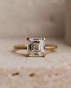 18k White Gold Asscher Cut Moissanite Solitaire Ring - Image 1