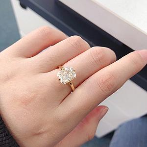 5.0 CT Radiant Cut Moissanite Engagement Ring: Solid Gold Solitaire - Image 9