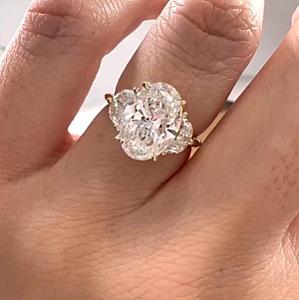 3 Carat Oval Lab Grown Diamond Ring: 14K Gold Half Moon Trilogy - Image 6