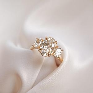 Oval Lab Diamond Three Stone Ring: 14K Gold Anniversary Ring - Image 1