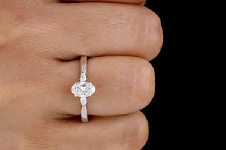 Oval Moissanite Engagement Ring: Three Stone Pear Cut, 2 CT - Image 6