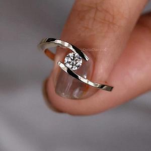 Lab Grown Diamond Engagement Ring: Bypass Solitaire, 14K Yellow Gold - Image 2