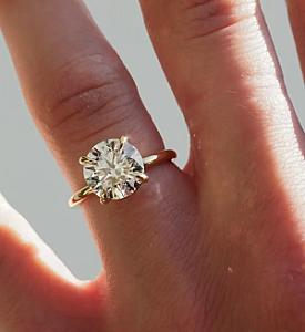 3.00 Carat Round Cut Lab Grown Diamond Ring: 14k Yellow Gold Solitaire - Image 3