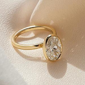 Oval Lab Grown Diamond Ring: 14K Gold Bezel Solitaire, IGI Certified - Image 5