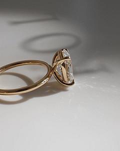 4 CT Oval Lab Diamond Engagement Ring: Hidden Halo, Solid Gold - Image 2