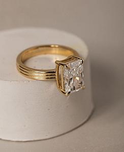3.0 CT Radiant Cut Lab Grown Diamond Engagement Ring: 14K Gold Solitaire - Image 3