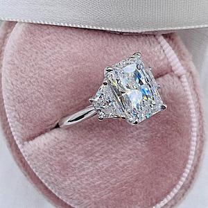3.5 CT IGI Radiant Lab Grown Diamond Ring: 18k White Gold Trapezoid Engagement Ring - Image 4