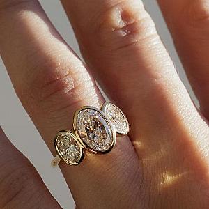 Oval Bezel Lab-Grown Diamond Engagement Ring: 14K Gold Anniversary Ring - Image 5