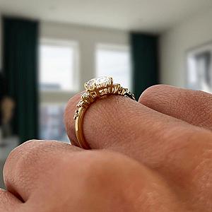 2ct Oval Lab Grown Diamond Engagement Ring: Solid Gold Solitaire, IGI Certified - Image 3