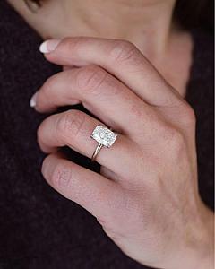 Radiant Cut Lab Grown Diamond Solitaire Ring - 10k Gold - Image 5
