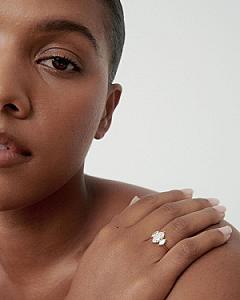 Marquise Moissanite Three Stone Engagement Ring: 14K Gold Cathedral Setting - Image 6