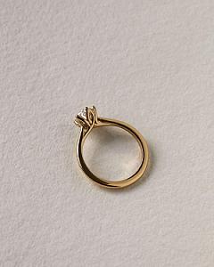 Oval Lab Grown Diamond Engagement Ring: Solitaire Gold Ring, IGI Certified - Image 2