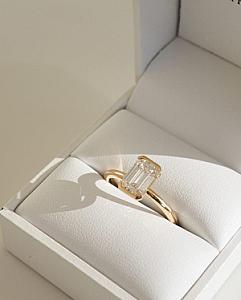 2.00CT Emerald Cut Lab Grown Diamond Ring: 14K Yellow Gold Half Bezel Set - Image 9