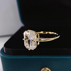 5.0 CT Radiant Cut Moissanite Engagement Ring: Solid Gold Solitaire - Image 4