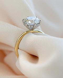 Lab Grown 2 Carat Diamond Engagement Ring: 18K Gold Hidden Halo - Image 6