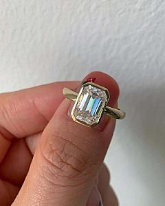 Emerald Cut Lab Grown Diamond Engagement Ring: 14k Yellow Gold Bezel Solitaire - Image 5
